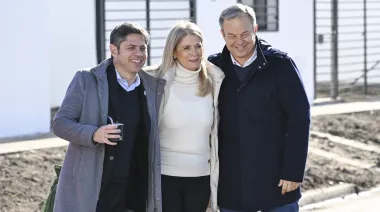 Kicillof usa actos de gestión para instalar a Magario y Cascallares