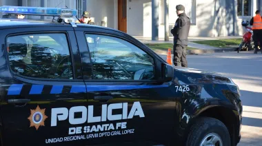 Un policía le robó la tarjeta de débito a un joven en una requisa y sacó dinero del cajero
