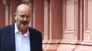 Sturzenegger tildó al Congreso de “infantil” y resaltó los despidos estatales