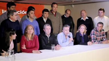 Cambia Mendoza, de coalición triunfante a radicalismo en soledad