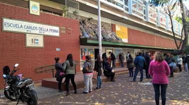 La Boca: madre y abuela atacaron al director de una escuela