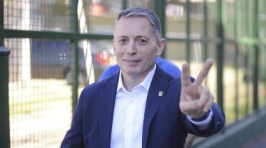 Fernando Gray lanza su candidatura y advierte: “Si Máximo compite, me va a tener enfrente”