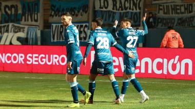 Racing se lo dio vuelta a San Martín de San Juan y avanzó en la Copa Argentina