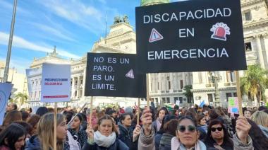 Mientras el Senado debate jubilaciones y discapacidad, organizan marcha frente al Congreso