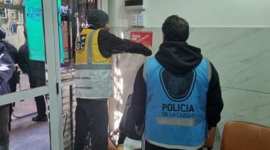 Clausuran una clínica clandestina en el Barrio 31 que atendía a delincuentes