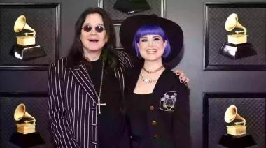La hija de Ozzy Osbourne usa letras de Black Sabbath para llorarlo