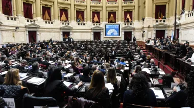 Gobierno busca interbloque con PRO y UCR, clave para reformas del FMI