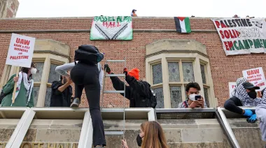 Donald Trump desafía a UCLA con una multa histórica: el trasfondo