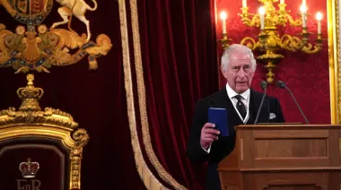 Reforma en Granada: adiós al juramento al rey Carlos III, ¿qué sigue?