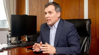 El Gobierno suma a un exfuncionario de Alberto condenado por corrupción