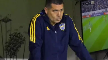 Aumenta la presión en Boca: aparecieron pasacalles contra el plantel en Mendoza