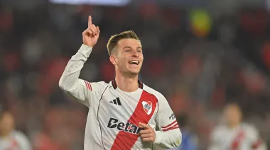 River Plate goleó a Godoy Cruz y lidera el Grupo B