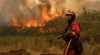 Incendios en España: la dramática situación que obliga evacuaciones