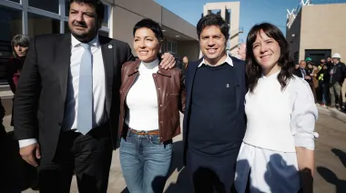 Kicillof se mostró con Mayra Mendoza: dardos a Milei en materia de seguridad
