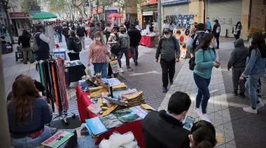 Comercio informal en Santiago: el desafío que podría cambiarlo todo