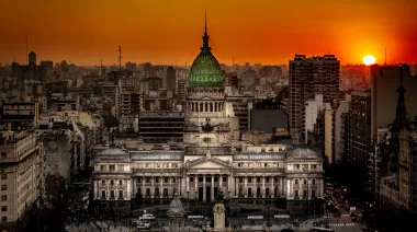 El Congreso marca su línea: sesión intensa y escenario en llamas