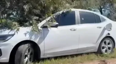 Hallan a una pareja muerta dentro de un auto abandonado en San Antonio de Areco