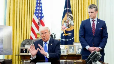 ¿Por qué Trump quiere revivir el 'Departamento de Guerra' en Estados Unidos?