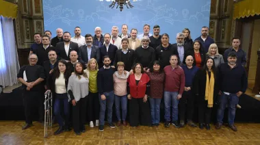 Kicillof cierra filas para quedarse con el "voto estatal" el 7 de septiembre