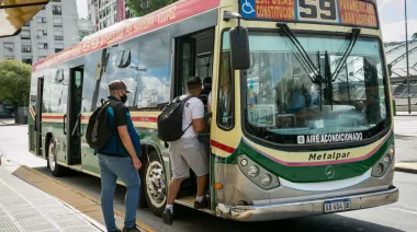 Provincia de Buenos Aires: transporte gratuito para ir a votar