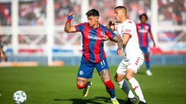 Se juega el clásico San Lorenzo vs Huracán: formaciones y cómo verlo en vivo