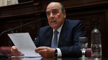 Francos marca distancia y defiende a Lule Menem