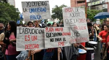 Docentes y no docentes de la UBA paran y visibilizan reclamo por recomposición salarial
