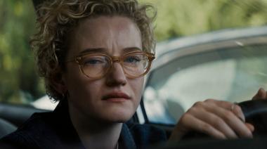 La hora de la desaparición, una perturbadora historia con Josh Brolin y Julia Garner