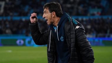 Durísima sanción para Costas: Racing pierde a su DT en cuatro partidos decisivos