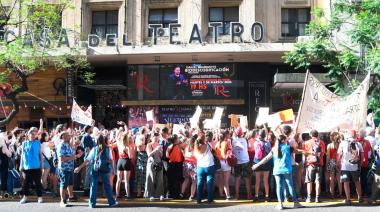 Convocan a una movilización para defender al Instituto Nacional del Teatro