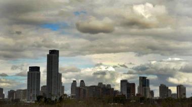 El pronóstico del tiempo para hoy: se fue “Santa Rosa” pero dejó el frío