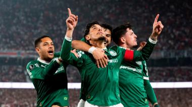Palmeiras sorprendió a River y se llevó un triunfo clave del Monumental