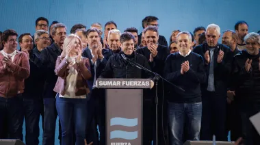 Kicillof pidió que Milei escuche las urnas y cambie el curso económico del país