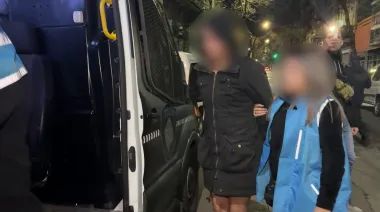 Detuvieron a una mujer y a una trans en Constitución por venta de drogas