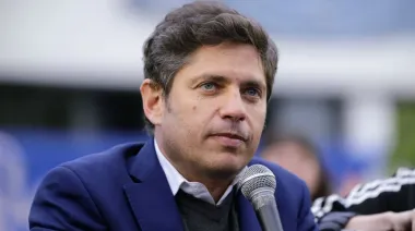 Kicillof calificó a Milei como “repudiable”, pero volvió a pedir un llamado para dialogar