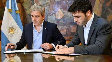 Foto clave de Caputo y Nacho Torres en medio de la autocrítica del Gobierno