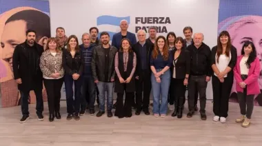 Fuerza Patria lanzó su campaña en Provincia y llamó a frenar el ajuste de Milei