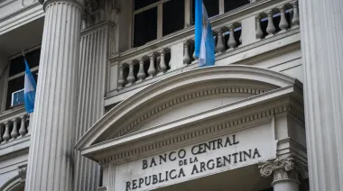 El Banco Central vendió 379 millones de dólares