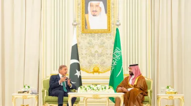 Riad e Islamabad firman acuerdo para cooperación militar conjunta