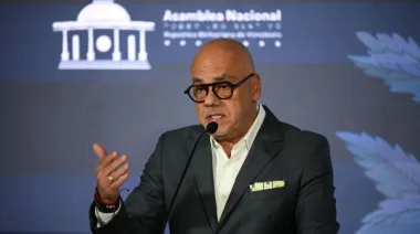 Jorge Rodríguez llama a EE.UU. a dialogar: ¿cambio real o fachada?