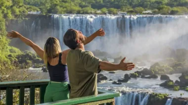 Milei decretó el traslado de feriados para la reactivación turística: ¿cuándo serán?