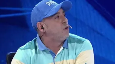 Pitu Salvatierra se refirió al triple crimen de Florencio Varela y planteó su teoría sobre el prófugo