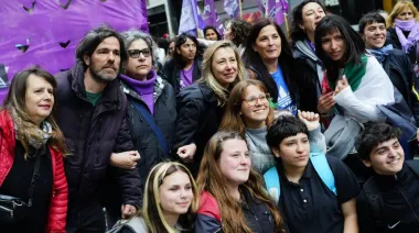 Bregman en la marcha: “La única forma de defender nuestros derechos es peleando”