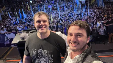 Inesperado pedido de Milei al Gordo Dan y Romo para el Movistar Arena: "Me estás jodiendo"