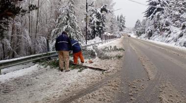 Por las intensas nevadas registradas, suspendieron las clases en Bariloche