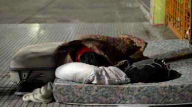 Casi 12 mil personas viven en la calle, tres veces más de lo que dice la Ciudad