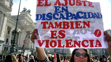 Presentan amparo colectivo contra la suspensión masiva de pensiones para personas con discapacidad