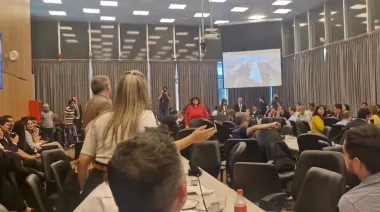 Iom Kipur: LLA acelera contra Ripoll por "expresiones antisemitas" en la reunión por el Presupuesto