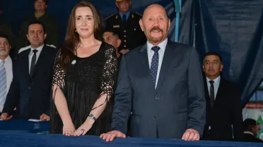 Villarruel y una sorpresiva aparición junto a Insfrán