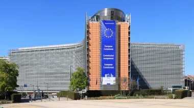 Bruselas investiga a España por multar a aerolíneas por equipaje de mano